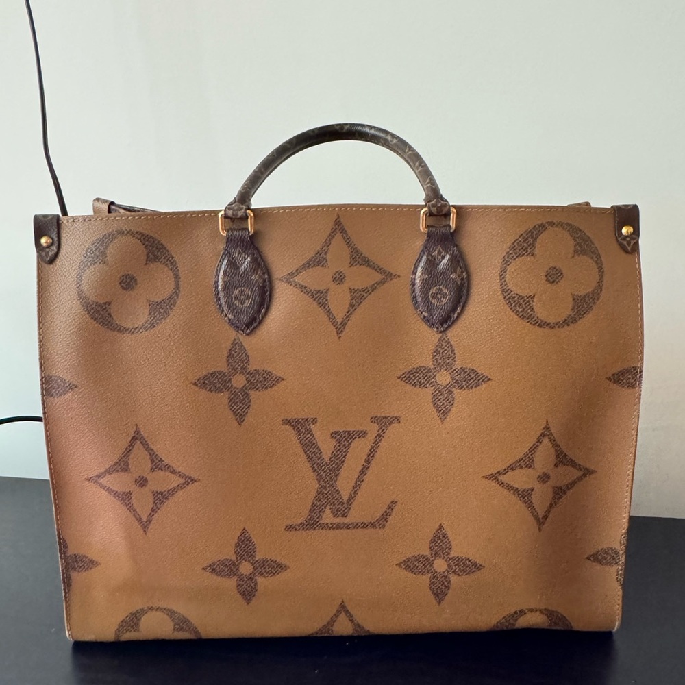 Louis Vuitton onthego GM